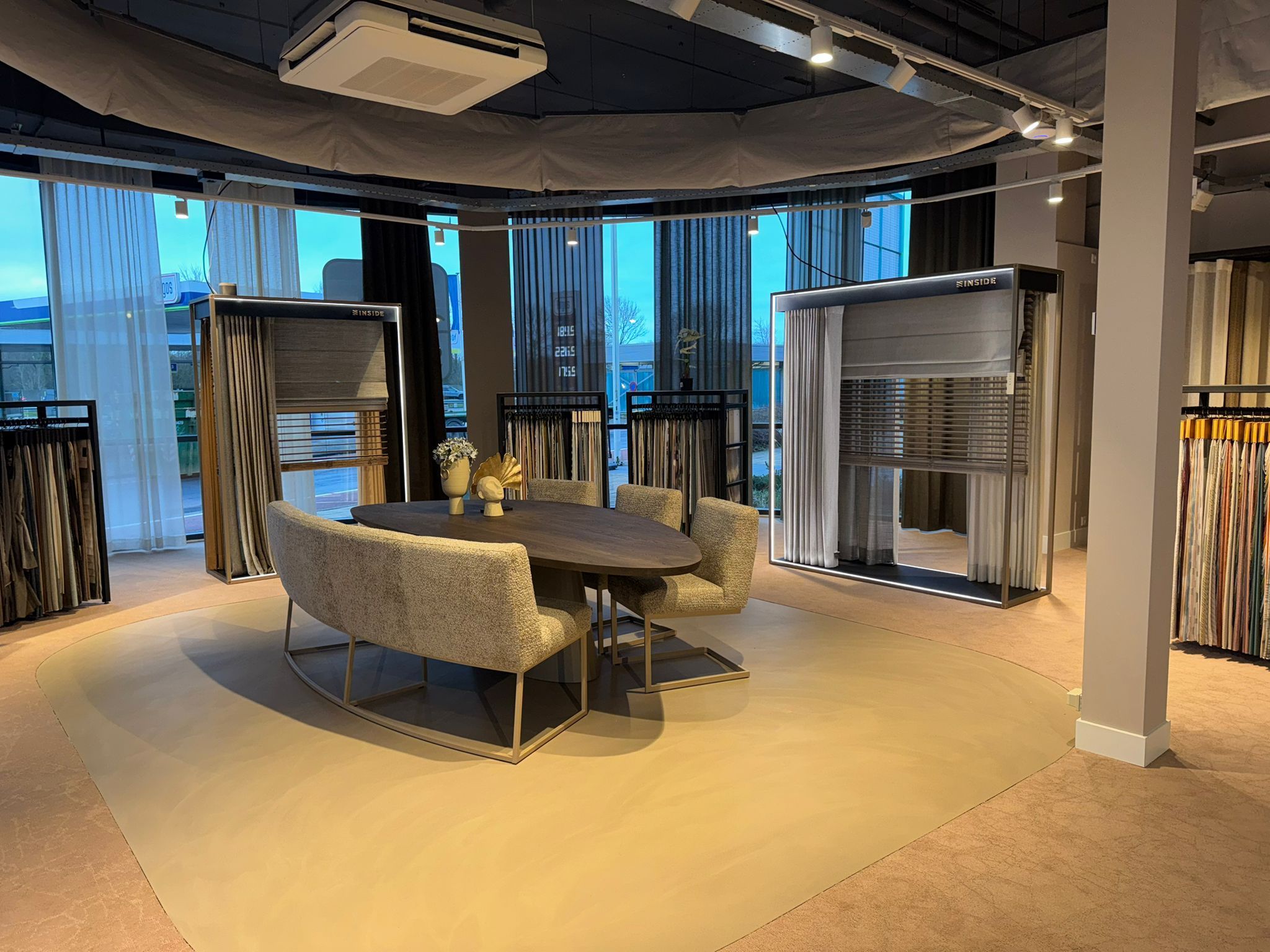 Aanhuis Zaanstad 2026 Winkel Interieur (12)