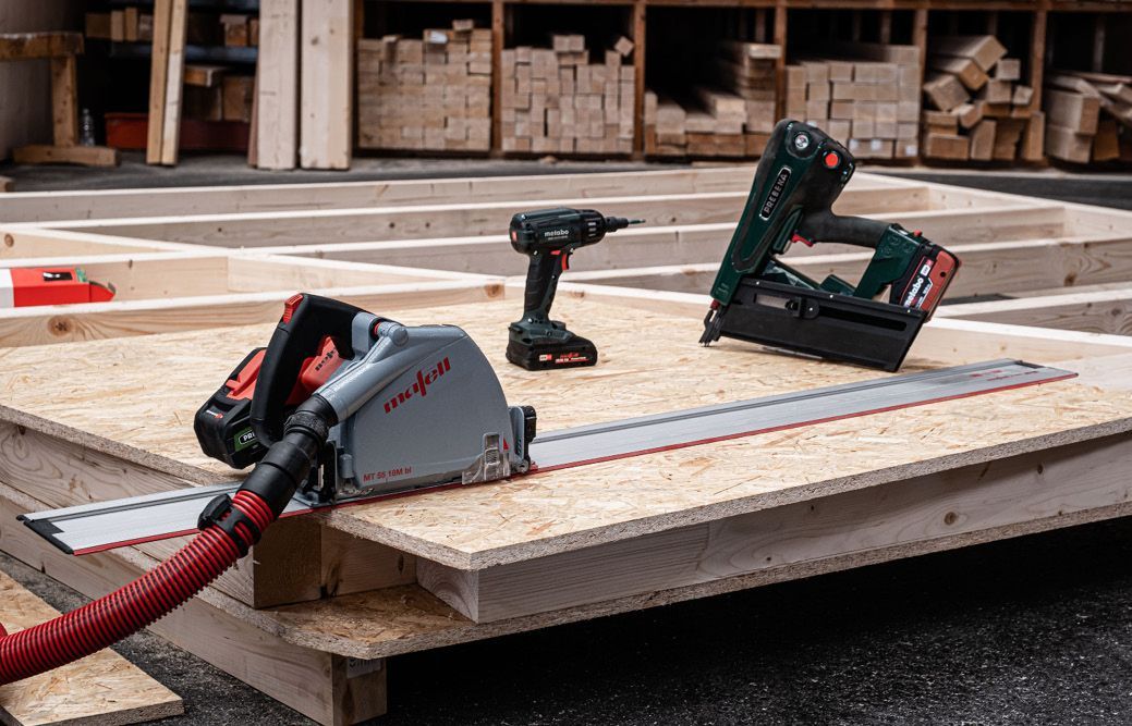 CAS_Gruppenbild_Holz_quer