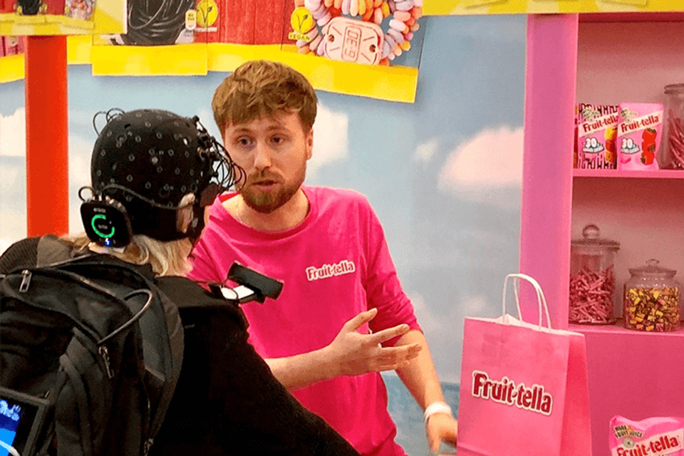 Breinmeting bij een bezoeker op de Huishoudbeurs