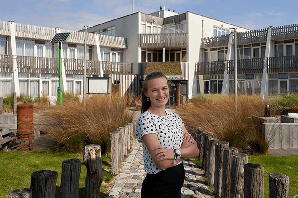 Larisa Goudt-Balog, Strandhotel Westduin