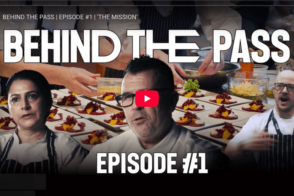 Documentaire Behind The Pass