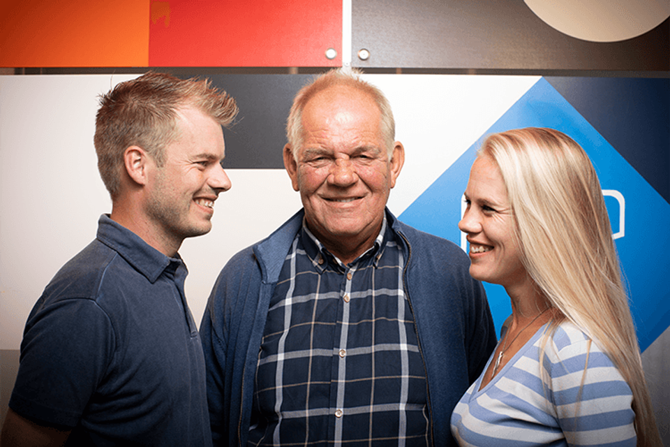 Jeffrey, Wim en Tessa de Leeuw van standbouwbedrijf HRSB
