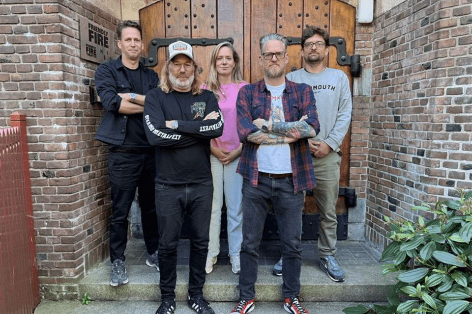 Friendly Fire en Loud Noise