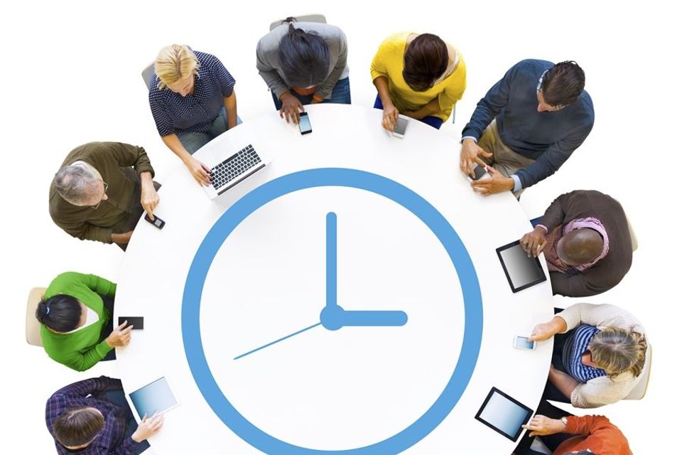 Het uur u voor het standteam © http://www.istockphoto.com/nl/portfolio/Rawpixel