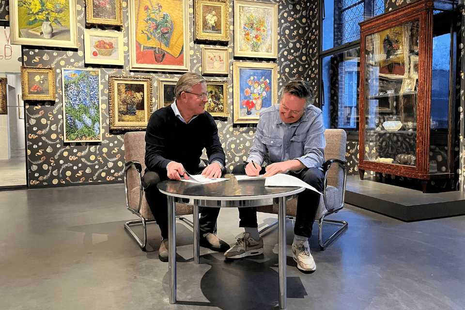 Jeroen van Hooff en Bart Rutten ondertekenen samenwerkingsovereenkomst