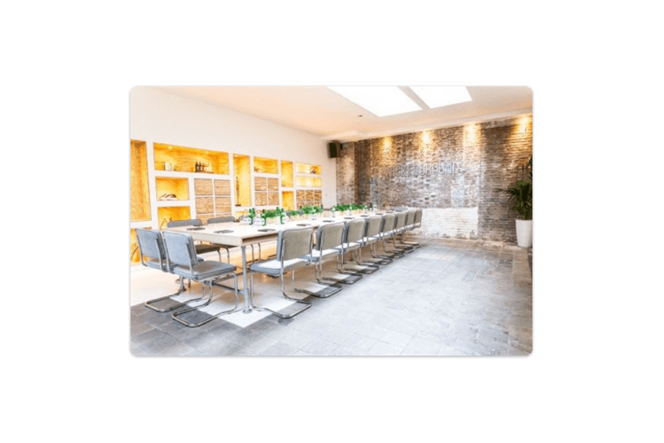 Leegstaande panden worden vergaderruimtes