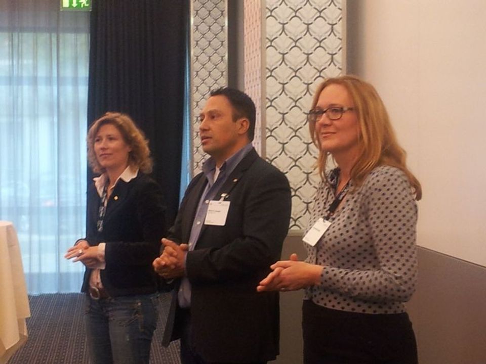 De drie voorzitters van de chapters bij het welkomstwoord: Gemmeke de Jongh, Hector Venegas en Annemiek Kuijsten