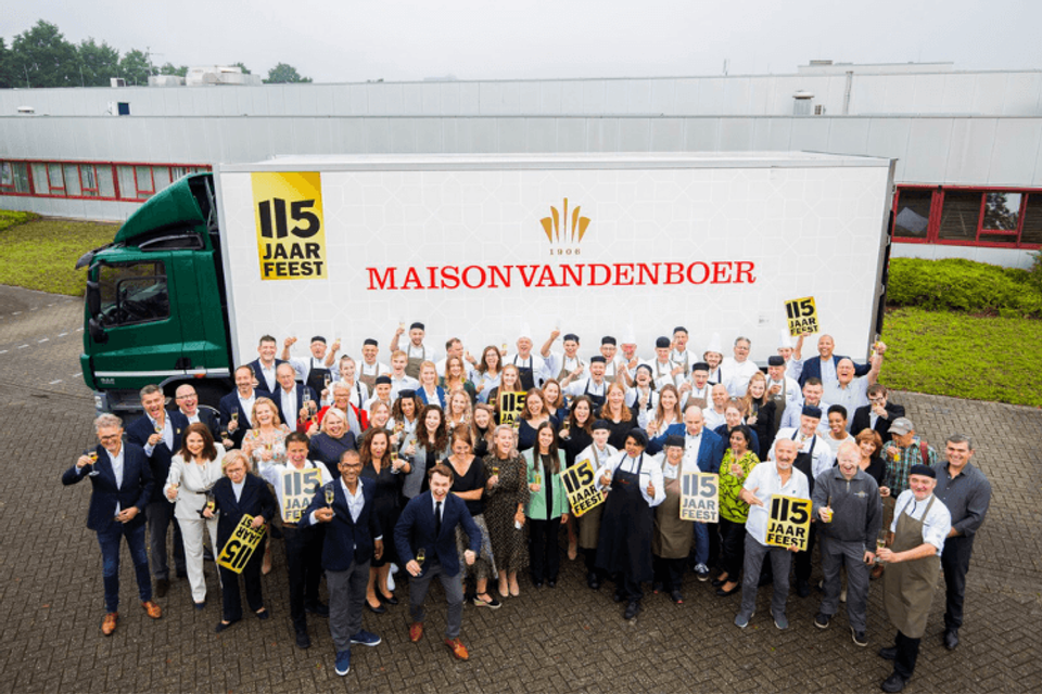 Maison van den Boer vier 115 jarig bestaan