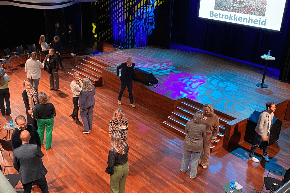 Duo-wandeling tijdens meeting designsessie in TivoliVredenburg