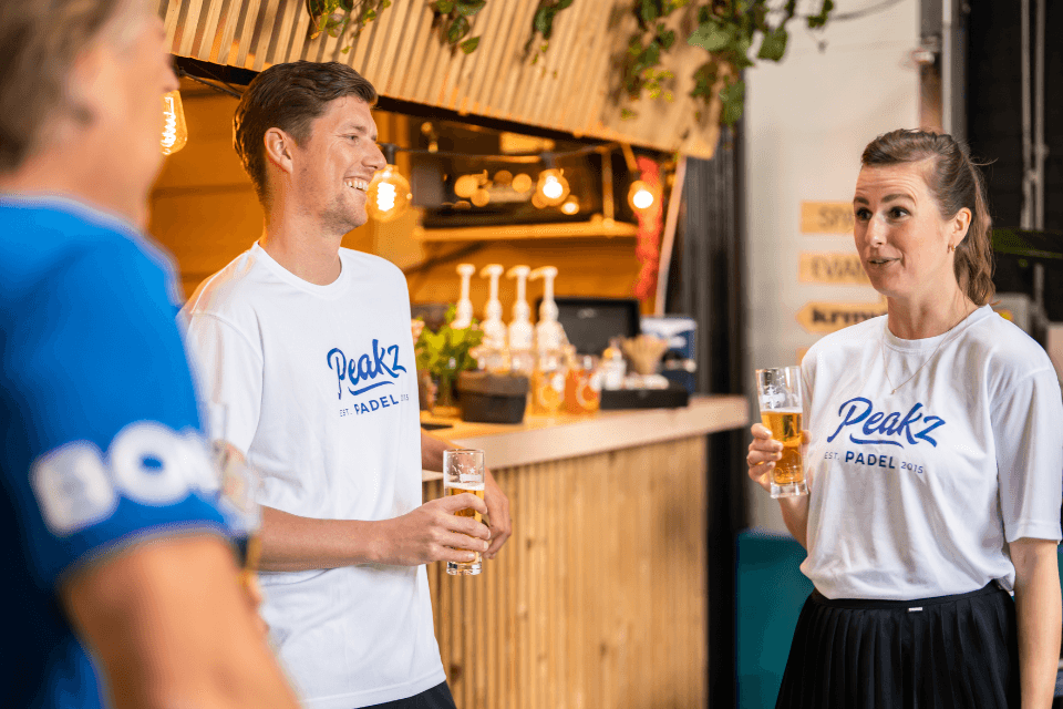 Nick Hersevoort en Mieke Verduijn van Peakz padel