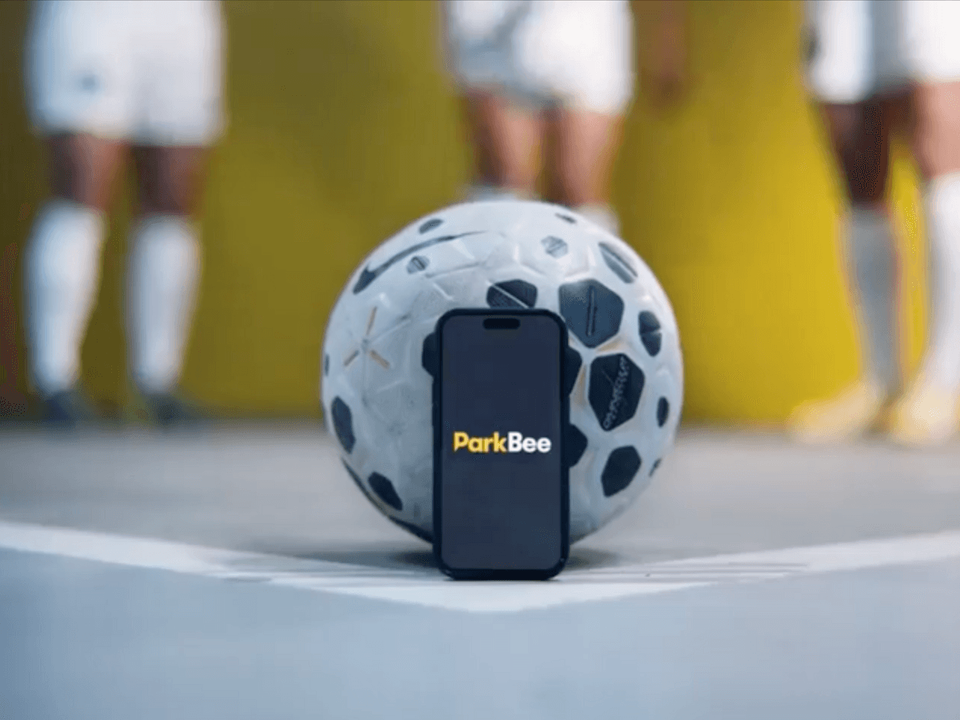 Parkbee official partner HERA United