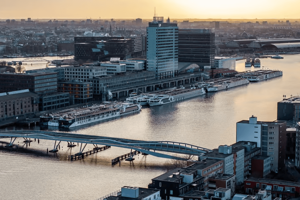 Pasenger Terminal Amsterdam