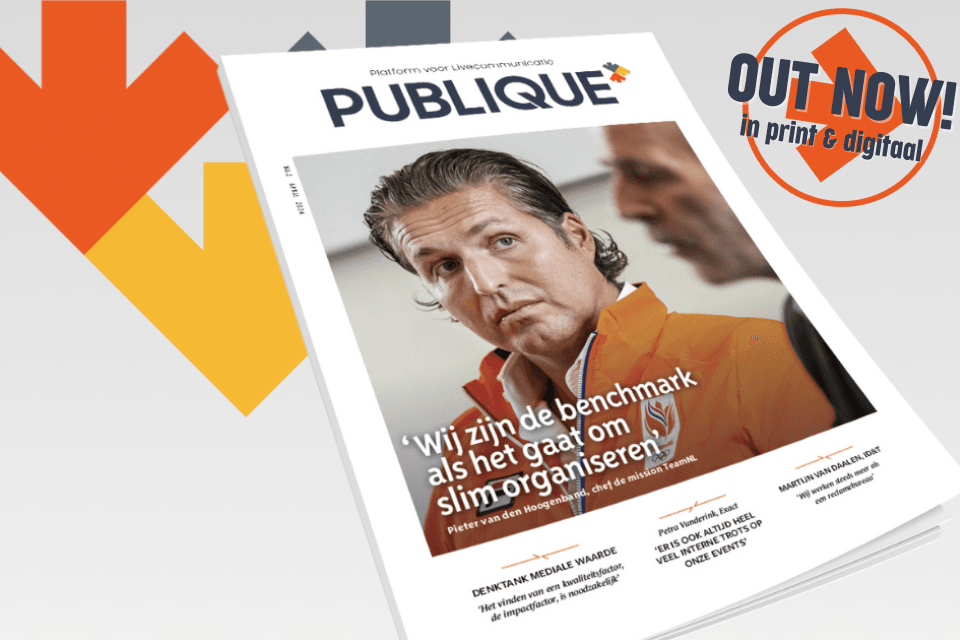 Publique 02 Out Now