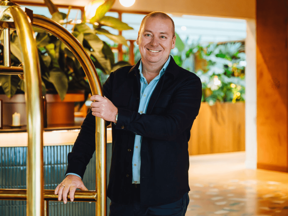 Robbert Weddepohl in Hotel V