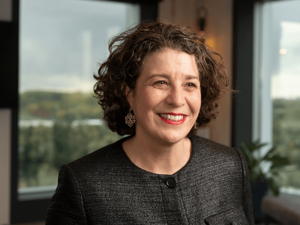 Yvonne Nassar - Directeur NBTC