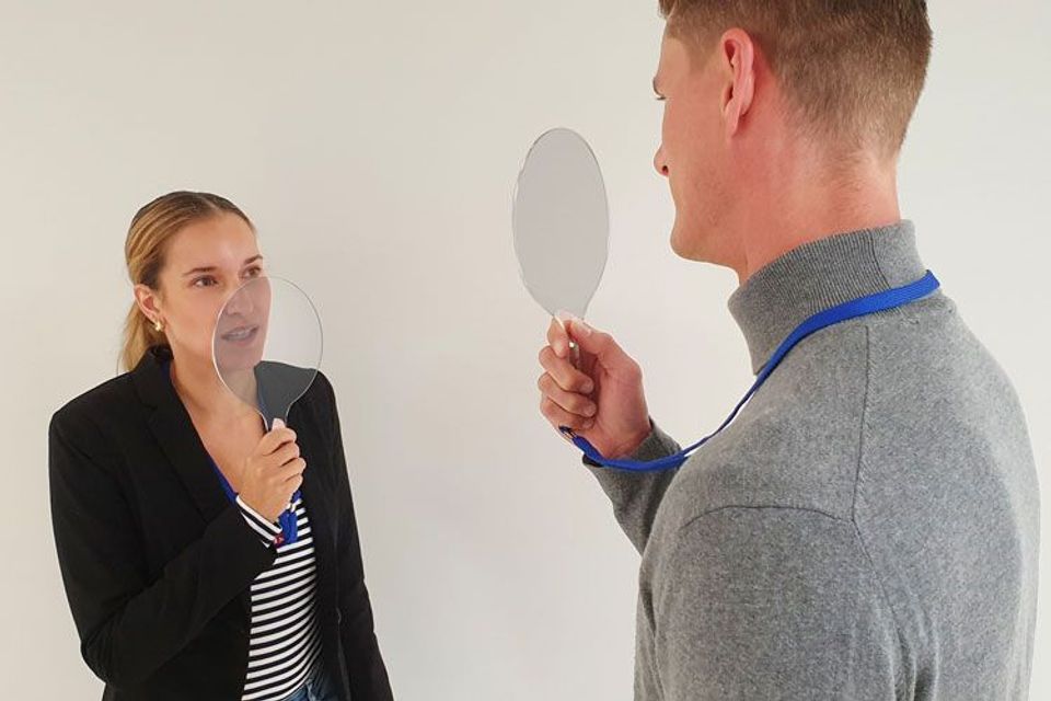 batje met koord ABC Display