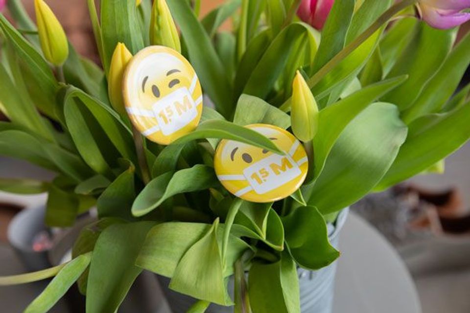 button met tulpen