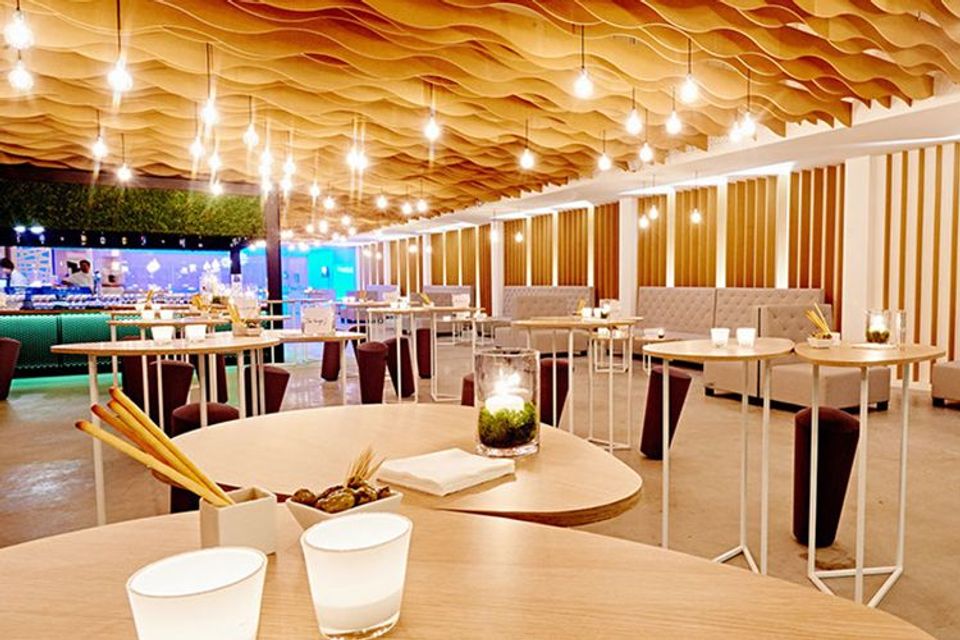 p12 lounge club Brussels Expo