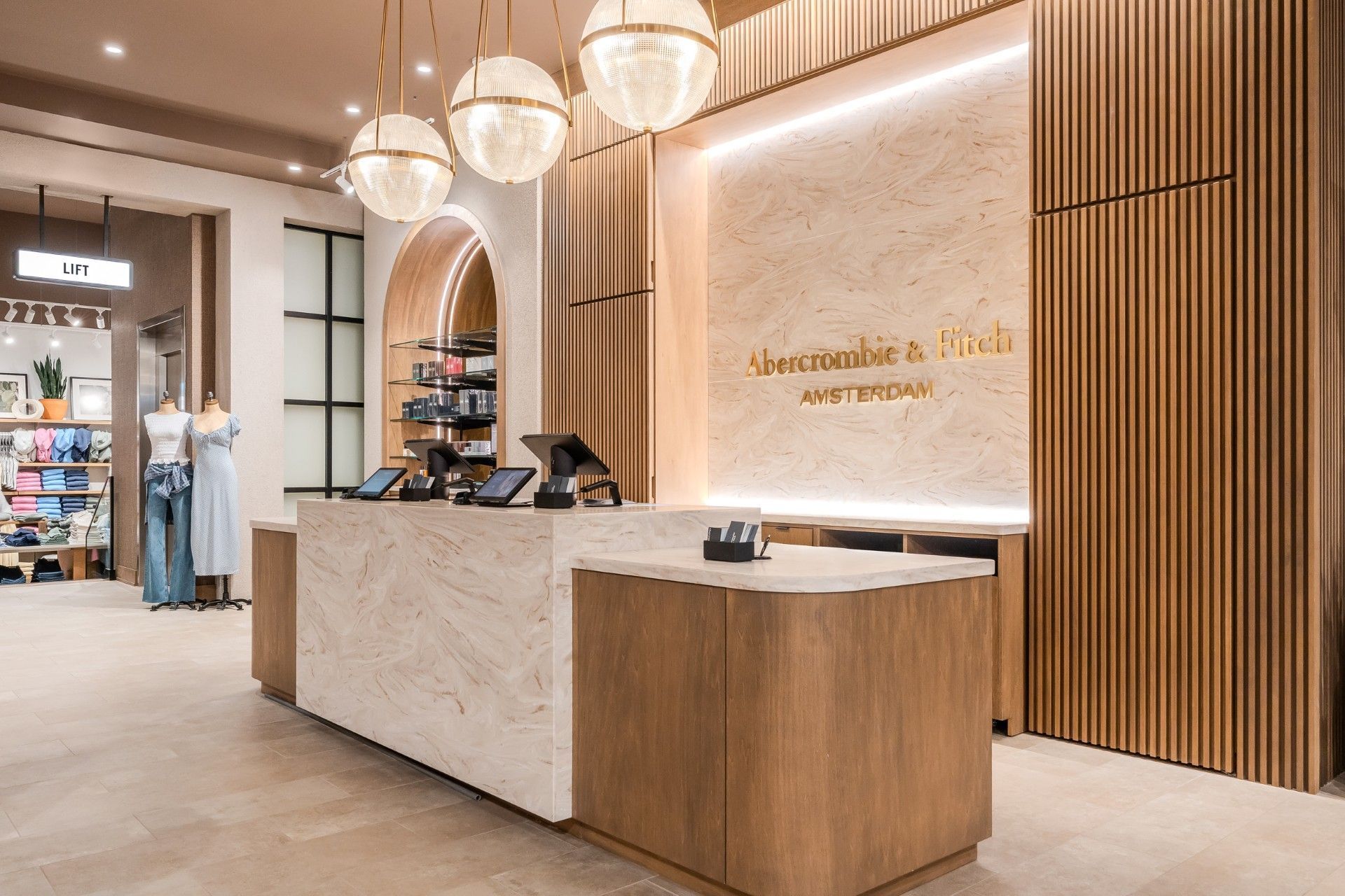 abercrombie fitch kassa