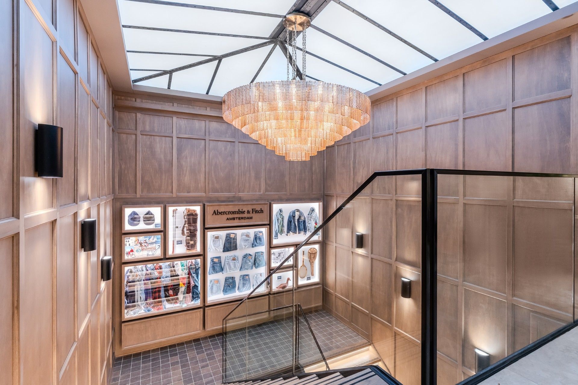 abercrombie fitch tussen