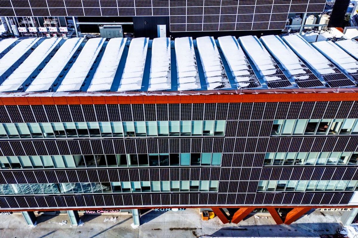 Zakelijk verduurzamen: waarom volgorde belangrijker is dan techniek